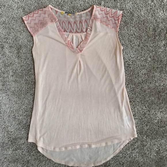 Anthropologie Tops - Anthropologie Little Yellow Button Top