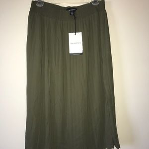 Who? What? Wear Skirt