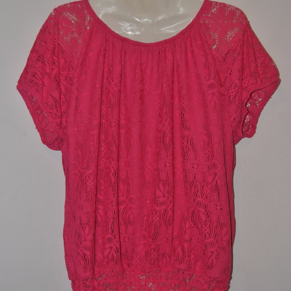 Kristin Nicole pink lace top