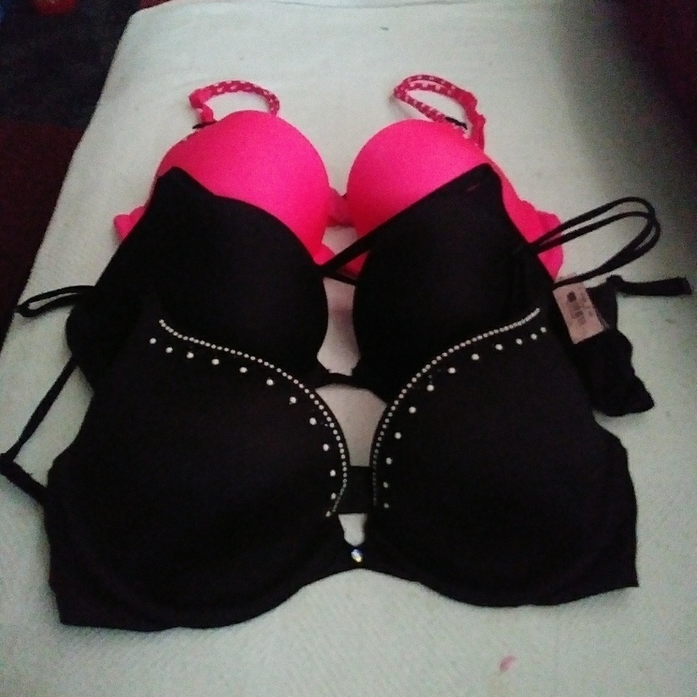SOLD###VS 32D bras