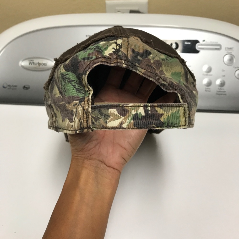 Camo hat - Picture 2 of 3
