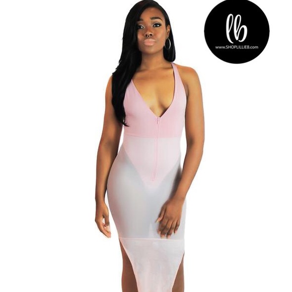 Don't mesh around dress - Picture 3 of 3