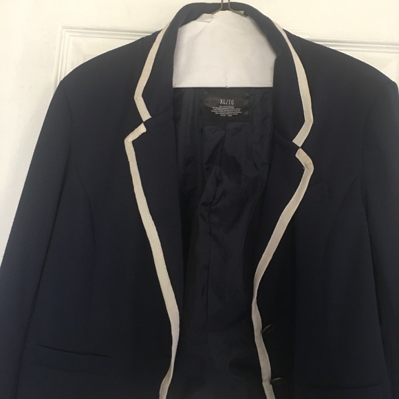 Cute 😍 Blazer top - Picture 4 of 5