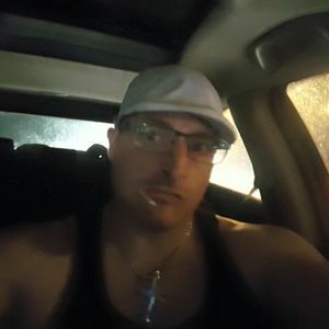 Meet your Posher, Carlo