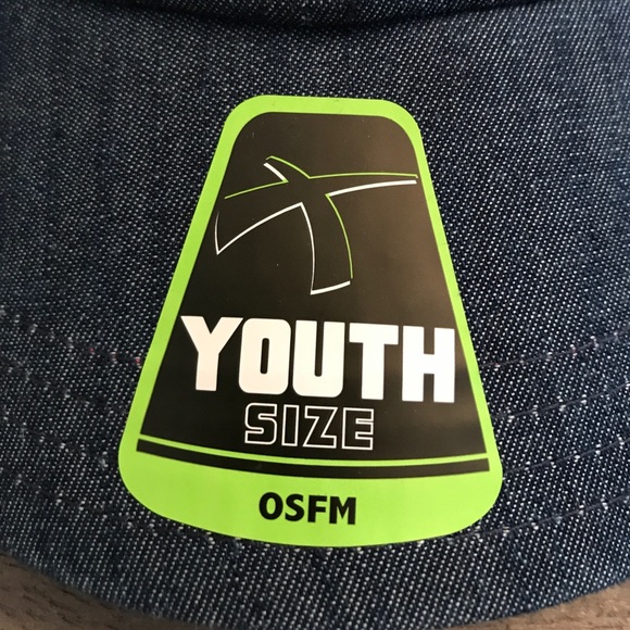 Kids Emoji Hat ✌🏻❤️🍕 - Picture 4 of 5