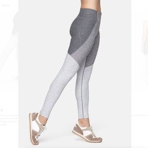 Two-tone warmup legging