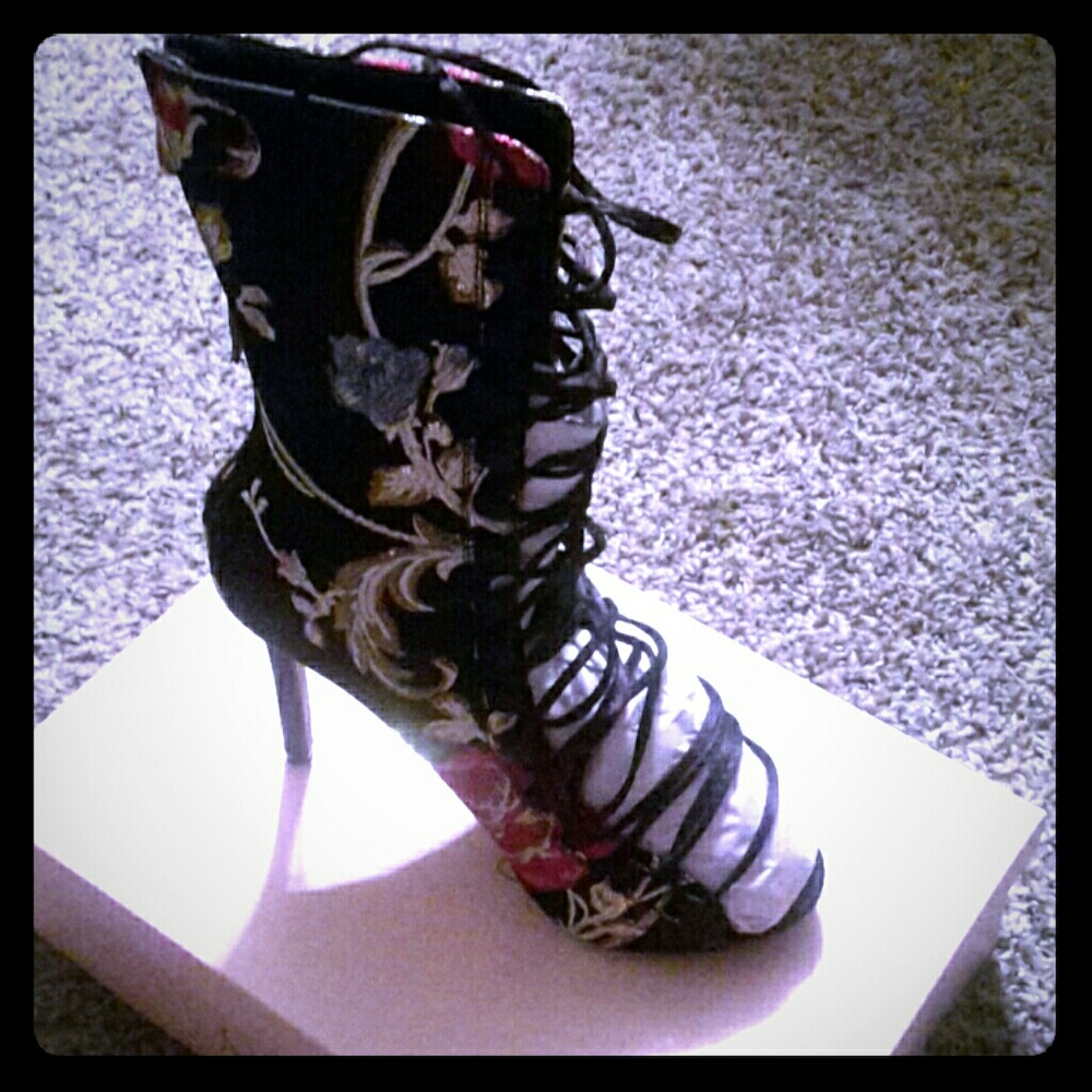 Floral  lace up booties BNWB