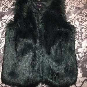 New!! Jessica Simpson faux fur vest