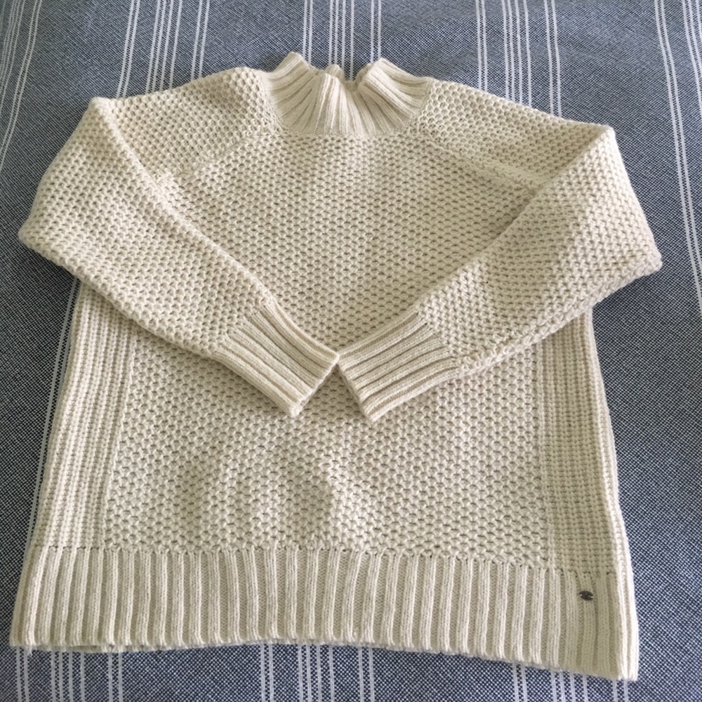 American Eagle XL Waffle Cream Sweater