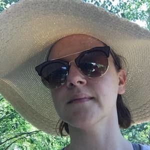 Meet your Posher, Valerie