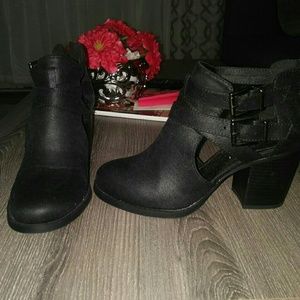 Black Booties