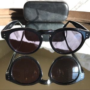 The Clement Black by KOMONO