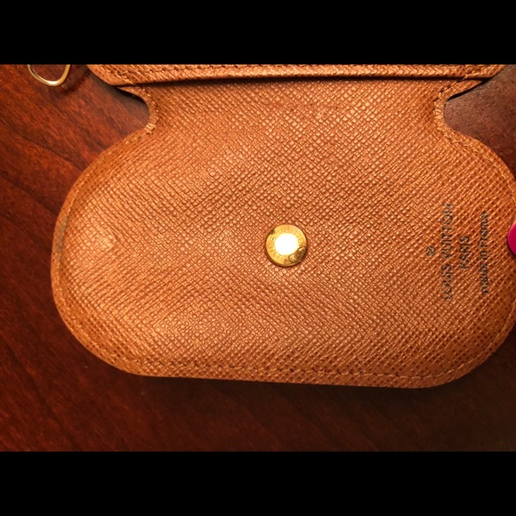 💯Authentic Louis Vuitton Round 4 Key Holder - Picture 7 of 8