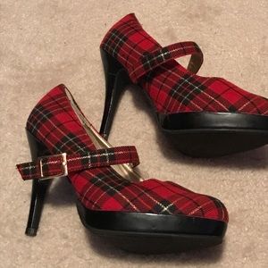 Red plaid Heels
