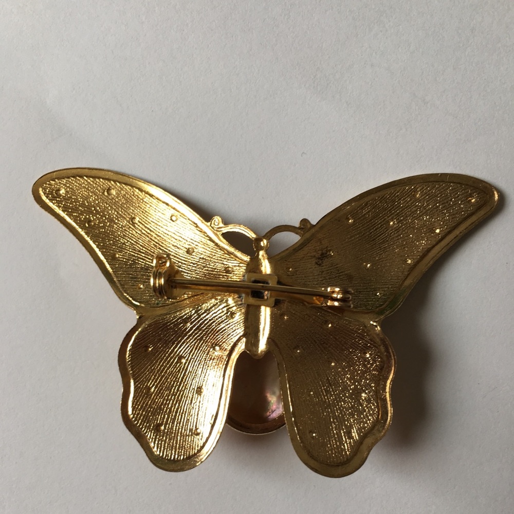vintage gold and shell pin brooch - Picture 2 of 4