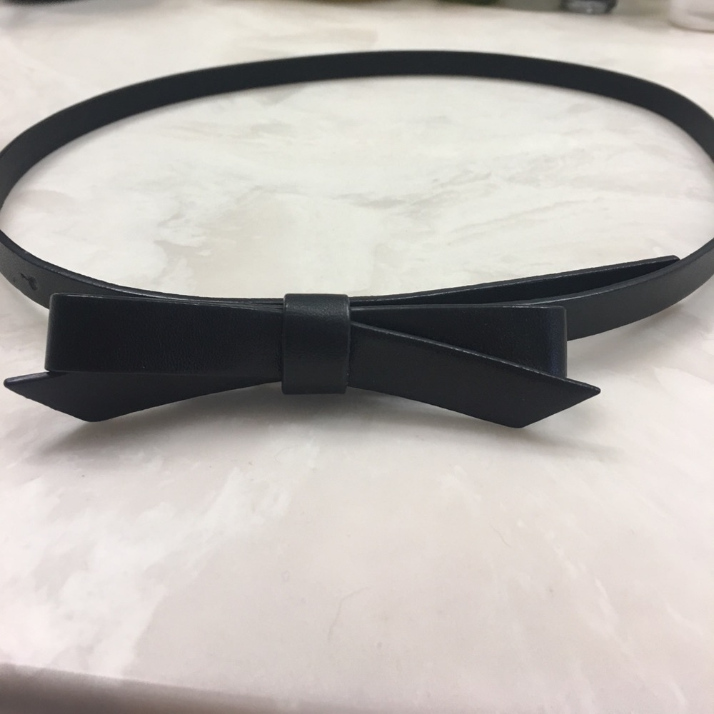 Forever 21 XS/S Bow Belt
