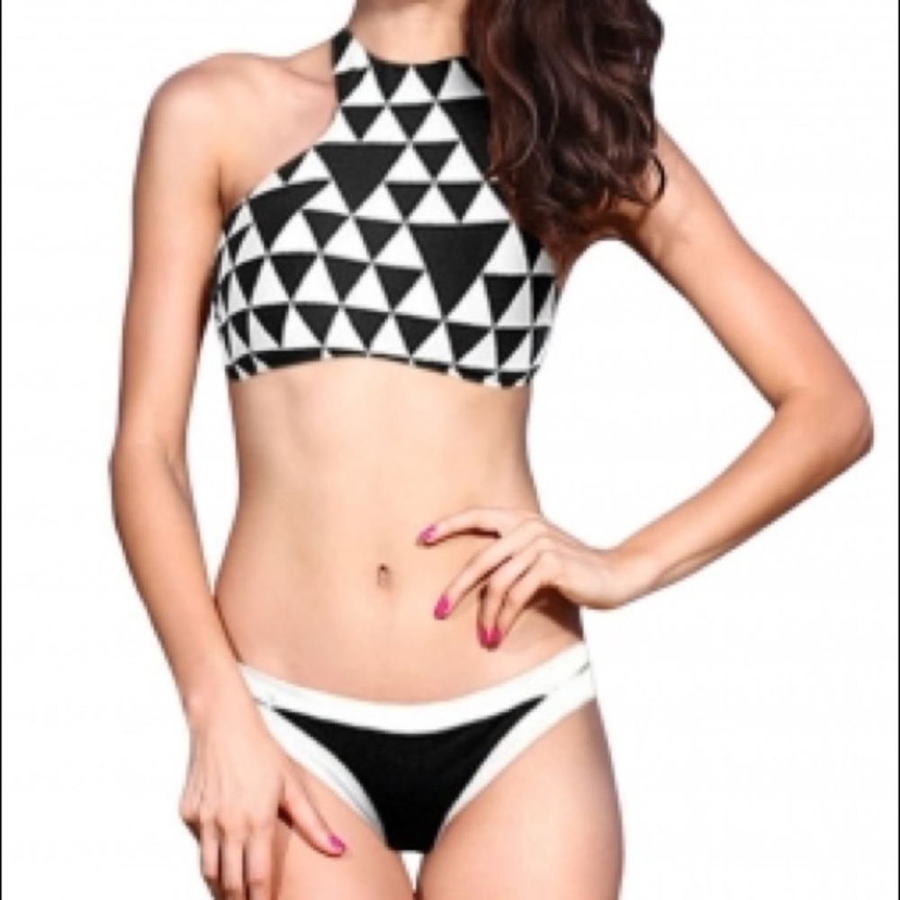Triangle Patterned Bikini