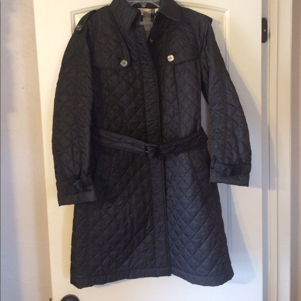 BURBERRY Brit coat!