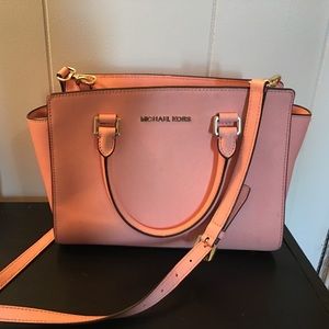 Michael kors pale pink selma authentic