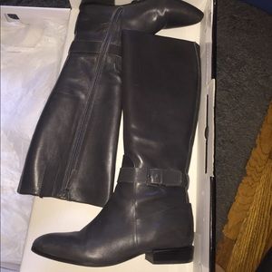 Nine West soft leather black boots with pointy toe