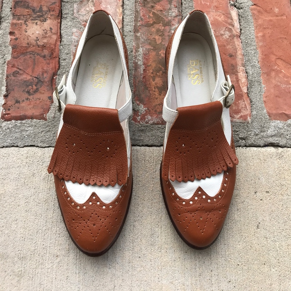 Women’s Bass Wingtip Oxford fringe vintage loafers