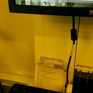 Meet your Posher, Claudia