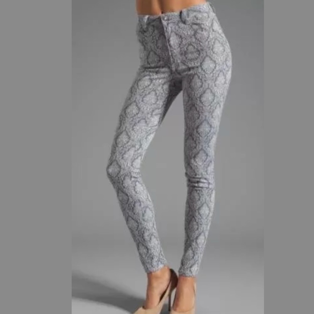 NWT NEUW MARYLIN HIGH WAISTED SKINNY sz 8 R 26/32