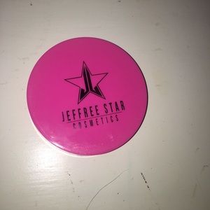 Jeffree star highlighter