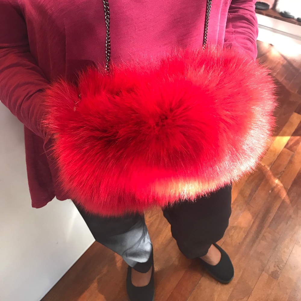 Muff Fox Bag Red Color. Real Fox Fur.