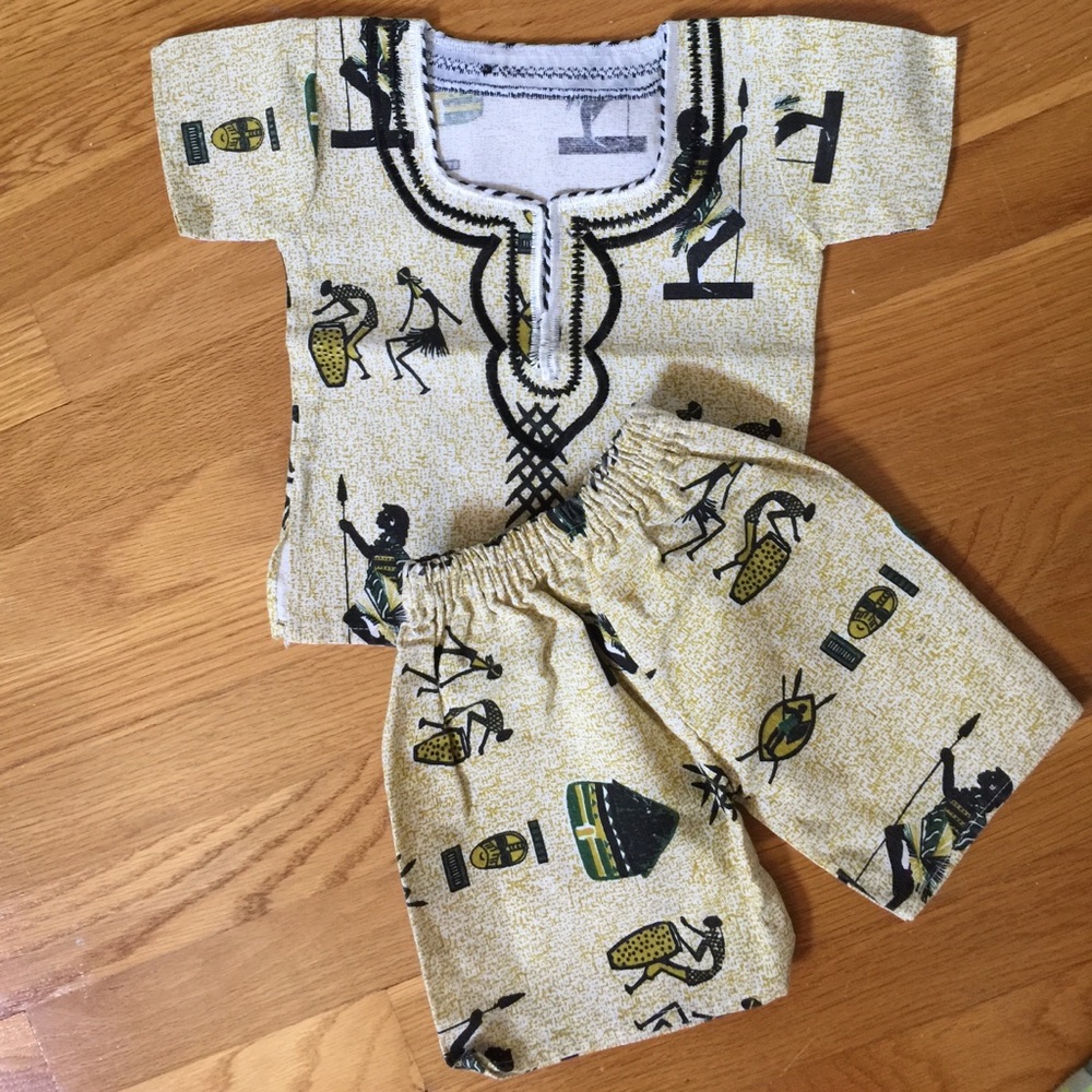 African themed toddler shirt/short set.