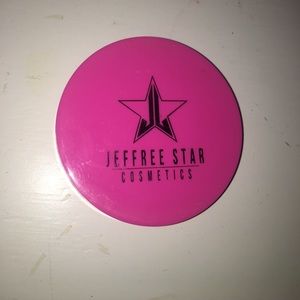 Jeffree star highlighter