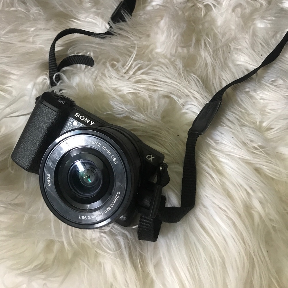 Sony a5100