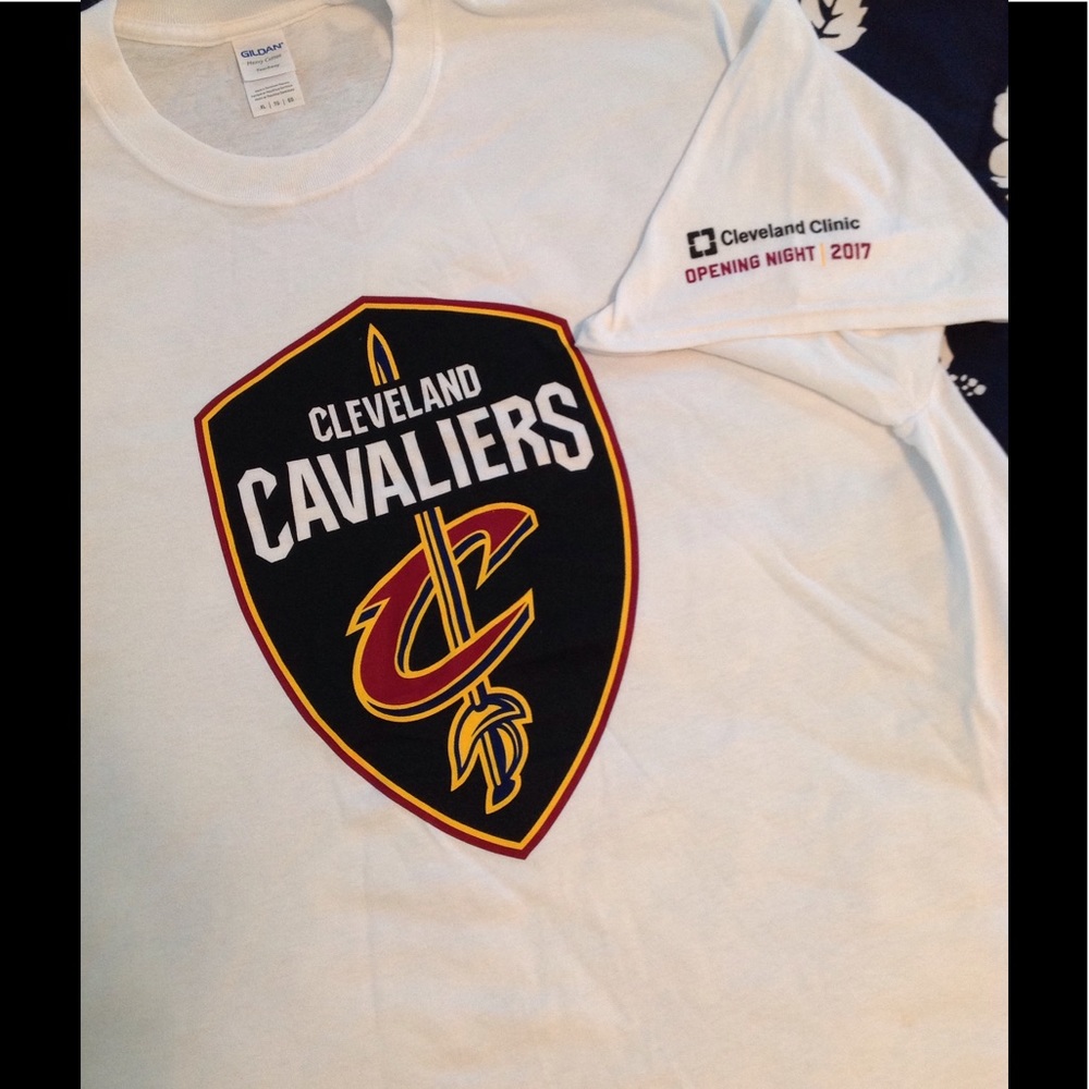 New Cleveland Cavaliers Hennessy Opening Night 2017 T XLg
