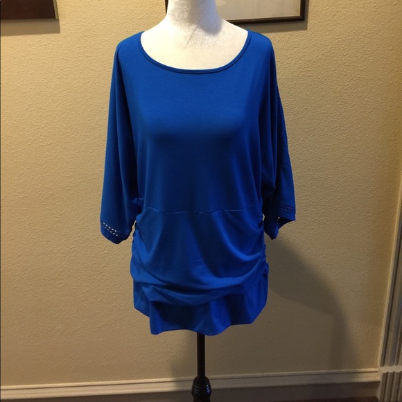 Peter Nygard Tops - PETER NYGARD LIKE NEW GORGEOUS BLOUSE BELL SLEEVES