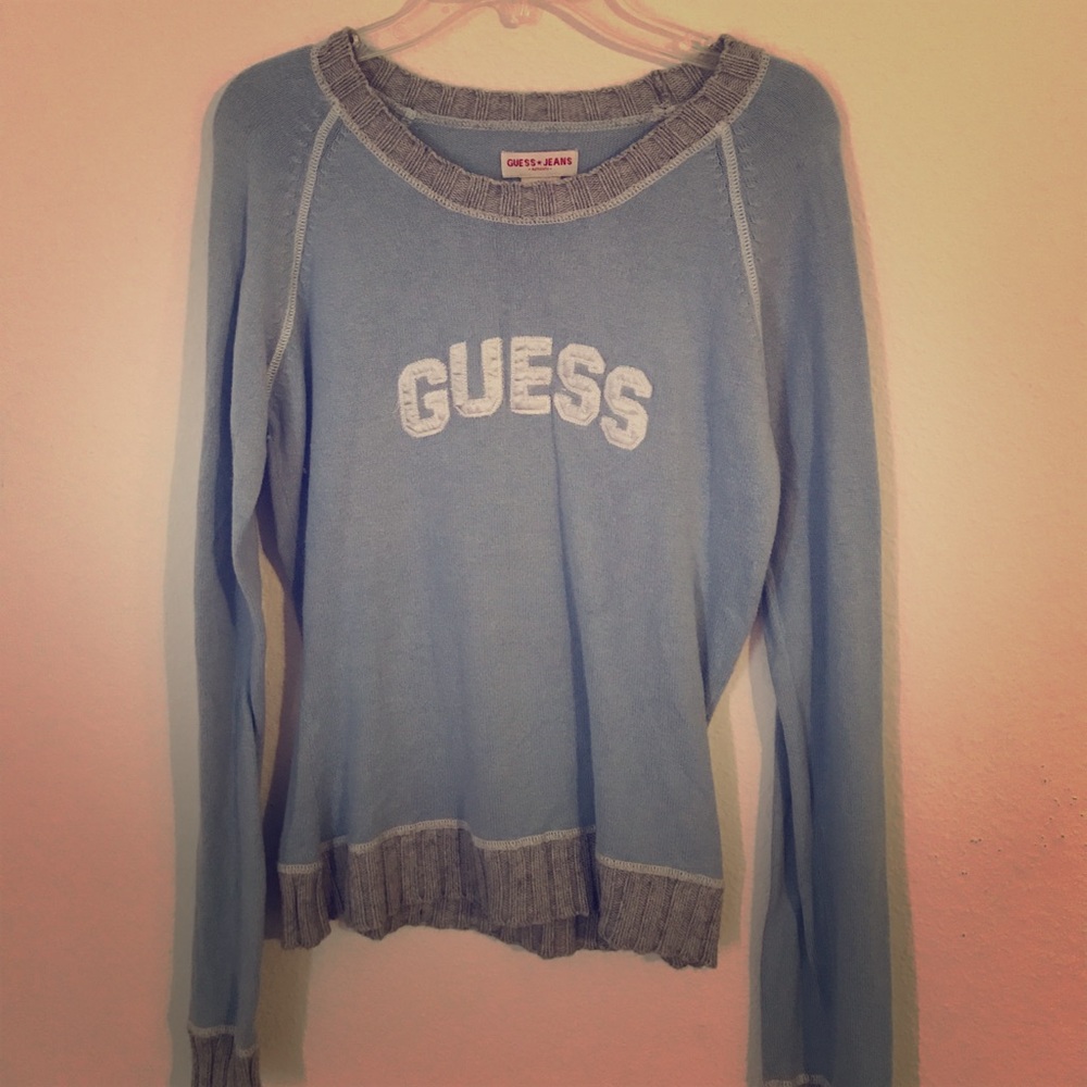 Guess sweater juniors medium