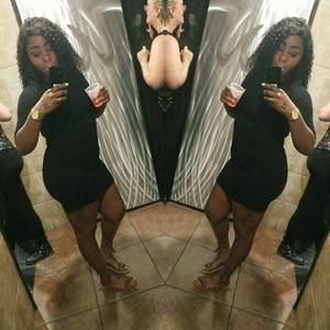 Meet your Posher, Whitney