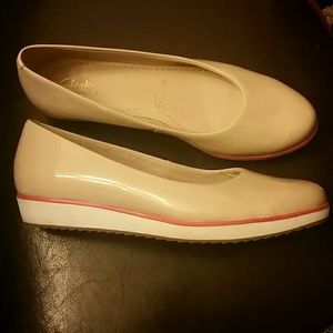 !PRICE DROP! Clarks Somerset