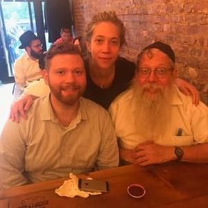 Meet your Posher, Levi