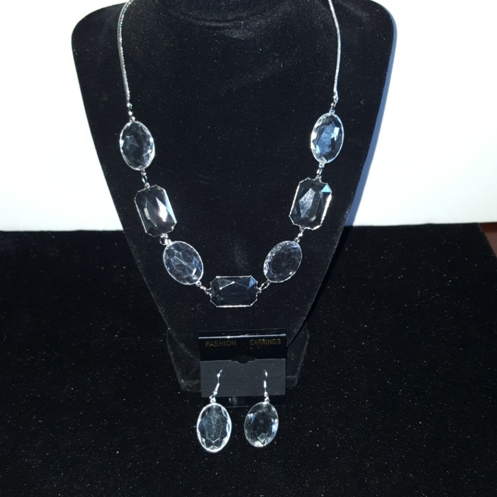 Silver and crystal necklace and earring set