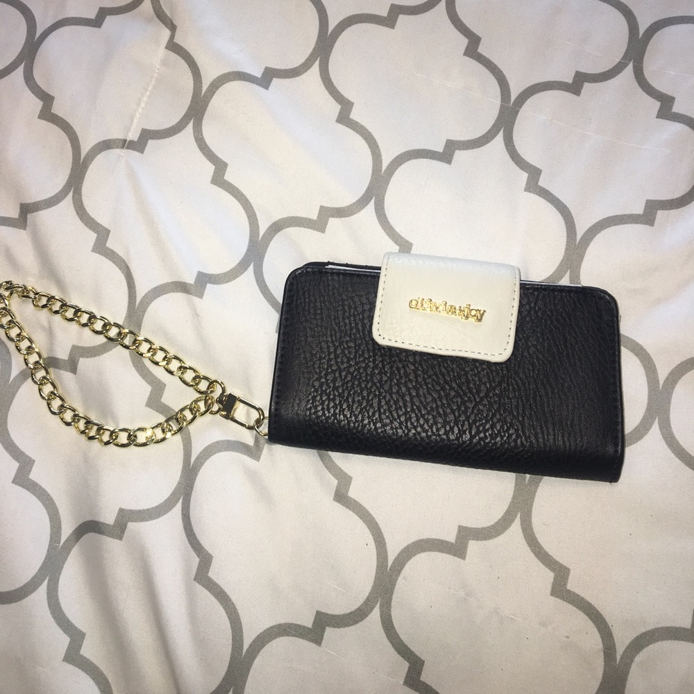 Olivia & Joy Black/Cream/Gold Clutch/Wristlet