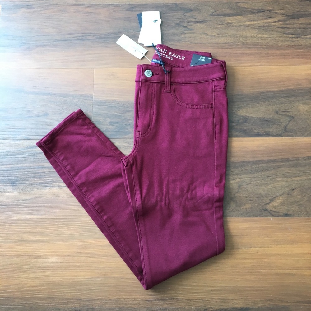 American Eagle Low Rise Jeggings - Maroon