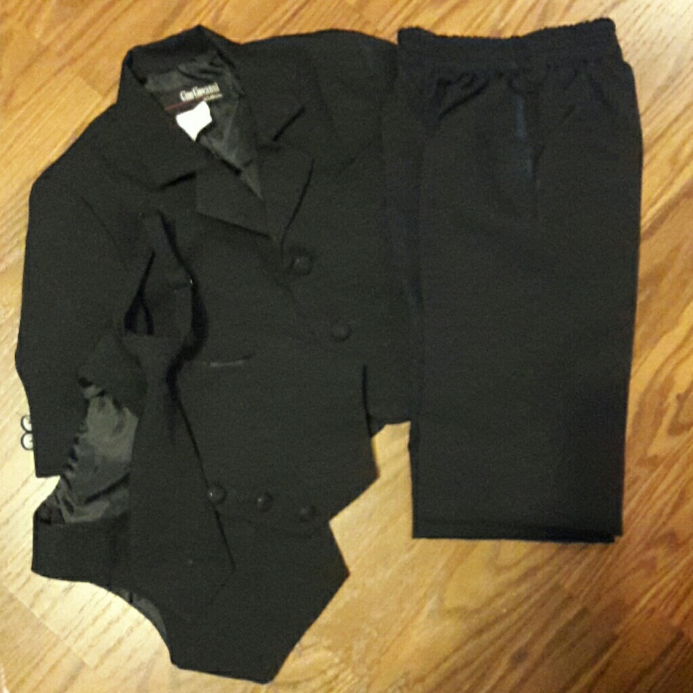 Final Sale **Dress up w/ 4 Piece Suit **