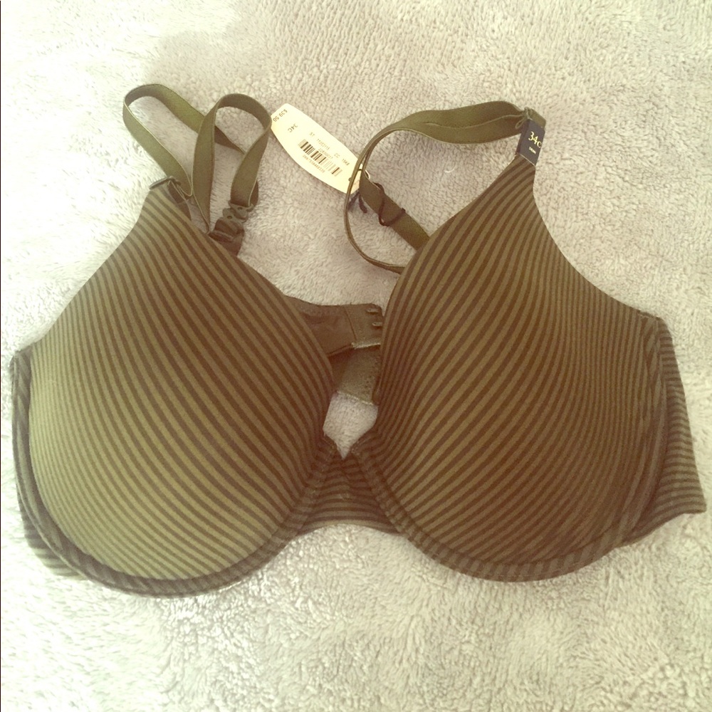 SOLD! Green Vicky Secret Bra!