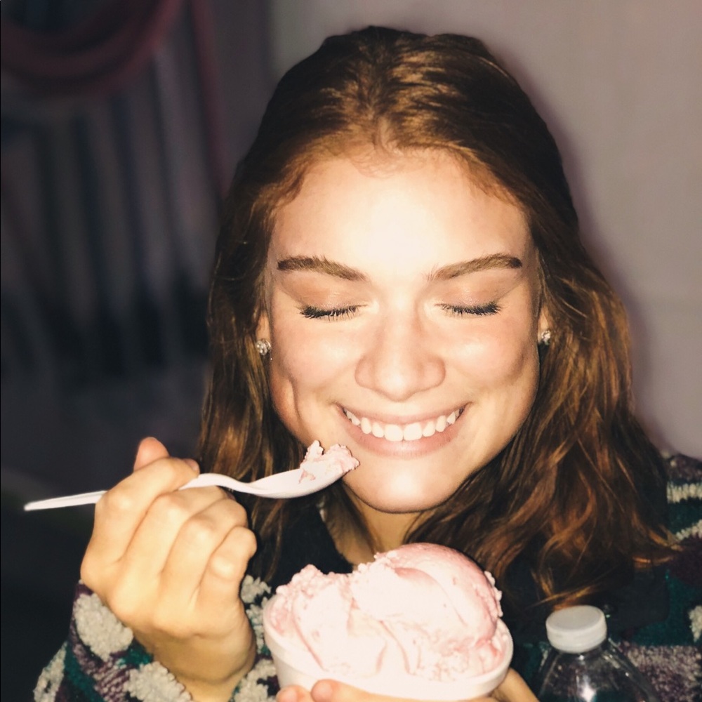 Meet your Posher, Sophia