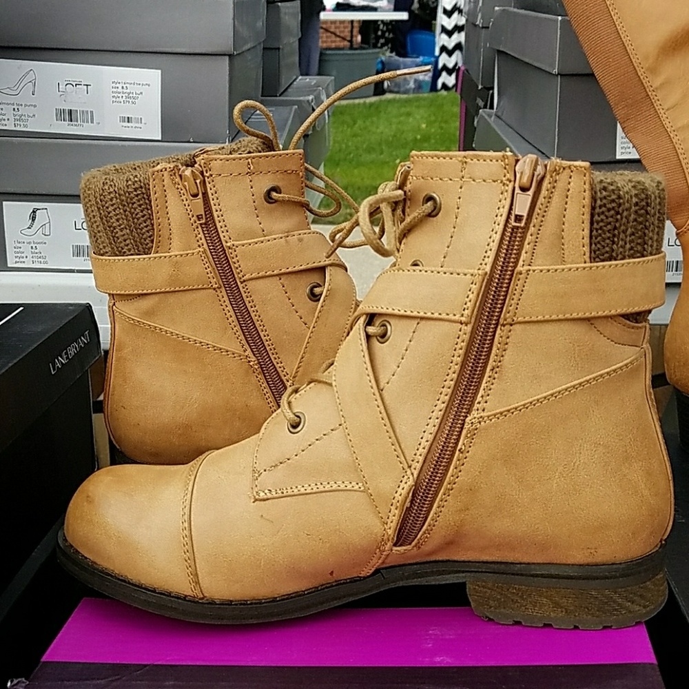 LANE BRYANT BOOTS - Picture 4 of 5