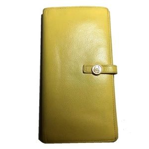 Yellow Chanel Wallet Yellow Chanel Wallet
