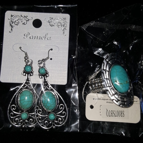 Turquoise earrings and ring set - Picture 1 of 1