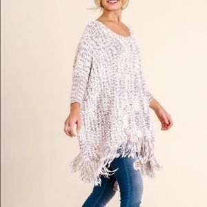 *S/M LEFT* Black&White Sweater
