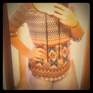 Patterned lace back top S Patterned lace back top S