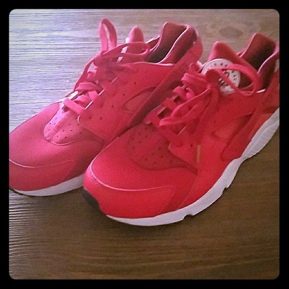 Nike Air Huarache - Picture 1 of 4